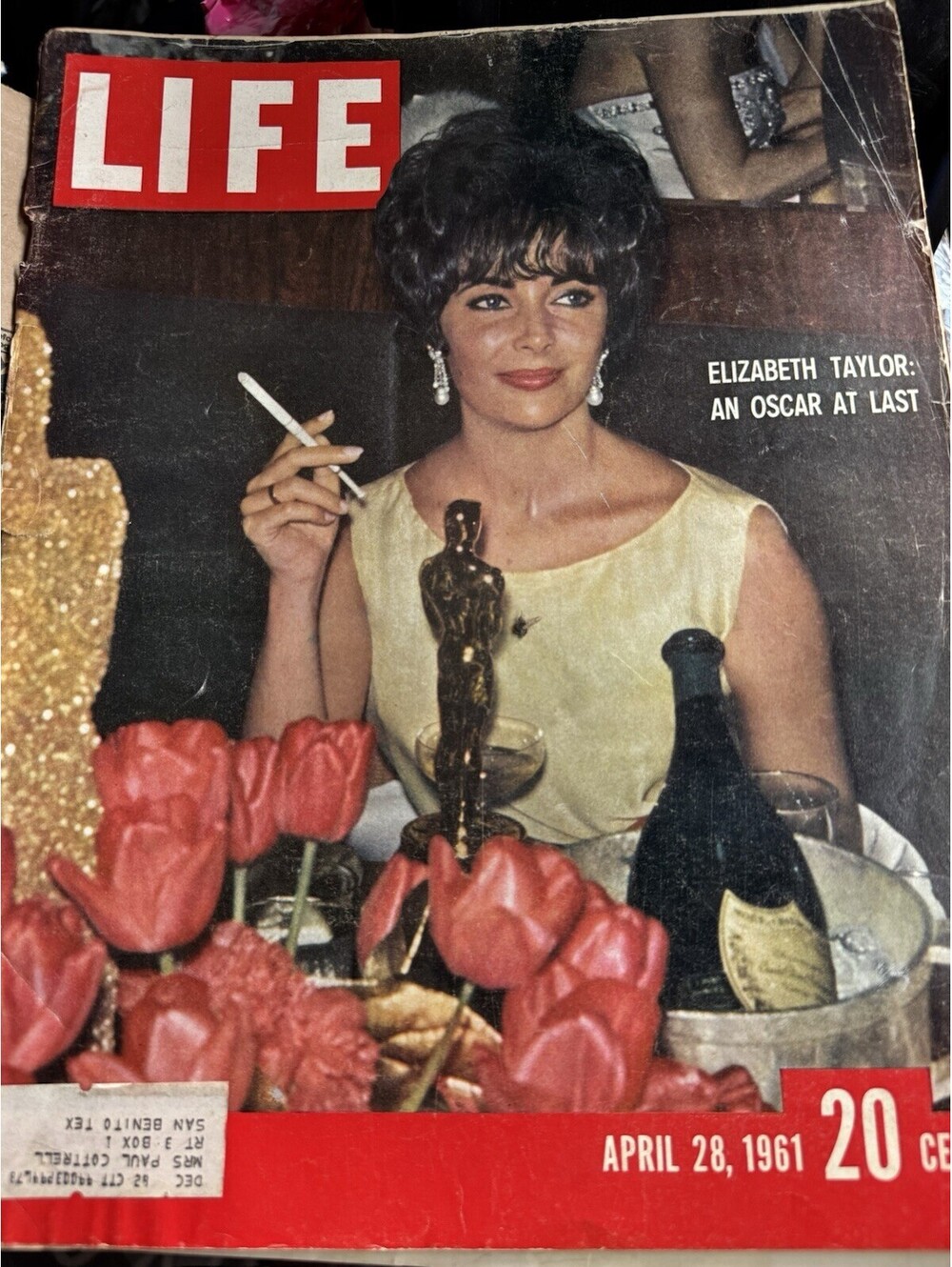 Life Magazine April 28, 1961 - ELIZABETH TAYLOR  VINTAGE
